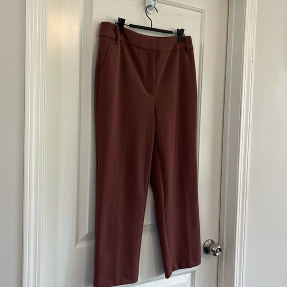 Reitmans signature crepe dress pants size 12 petite - Picture 2 of 3